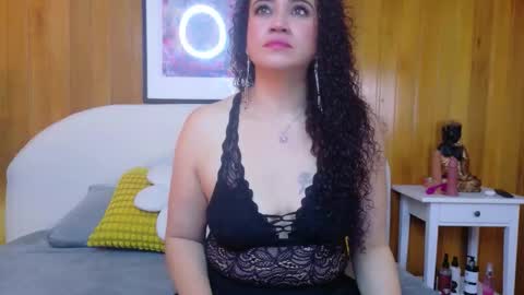 pennyy_love online show from 09-17-25, 11:56