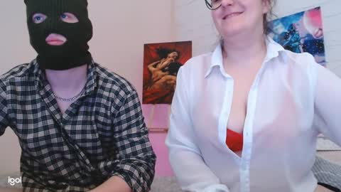 Snapshot of pepper_corn chatting on 12-08-24, 11:19 Olga and Kirill online show from 12-08-24, 11:19