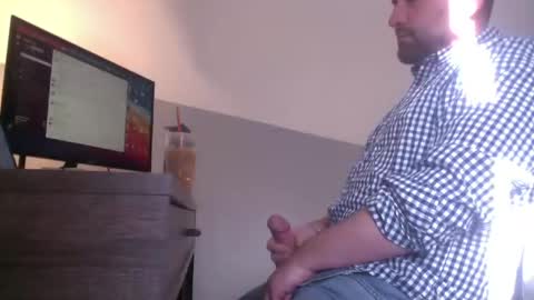 Snapshot of pepper_rock chatting on 12-17-24, 05:15 Pepper Rock online show from 12-17-24, 05:15