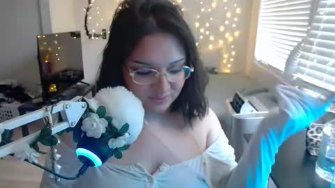 peppertreegirl online show from 03-26-26, 03:28