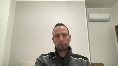 Snapshot of peppinslosqualo chatting on 02-12-25, 05:26 peppinslosqualo online show from 02-12-25, 05:26