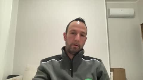 Snapshot of peppinslosqualo chatting on 02-17-25, 05:14 peppinslosqualo online show from 02-17-25, 05:14