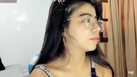 Snapshot of peque_blue chatting on 02-23-26, 09:34 Elizabeth online show from 02-23-26, 09:34