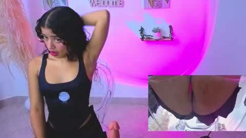 pequitasmedusa9 online show from 10-11-25, 07:01