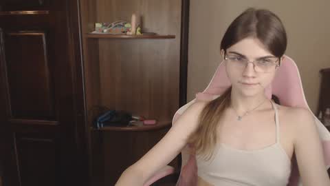 Farida online show from 12-27-24, 03:31