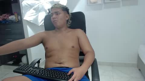 Snapshot of percibal_junior1 chatting on 01-31-25, 03:30 percibal_junior1 online show from 01-31-25, 03:30