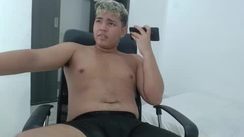 Snapshot of percibal_junior1 chatting on 02-09-25, 02:06 percibal_junior1 online show from 02-09-25, 02:06