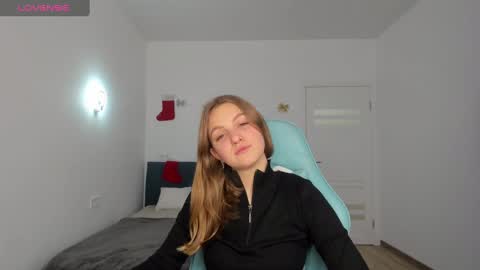 PerditaPravdina online show from 12-09-24, 08:33