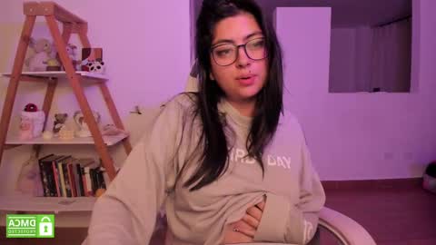 Sarah Ana Banana online show from 02-24-25, 01:13