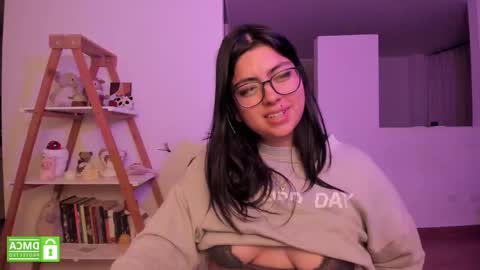 Sarah Ana Banana online show from 02-24-25, 07:22