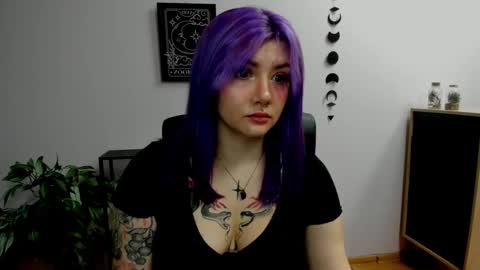 Gabbie online show from 12-15-24, 08:08