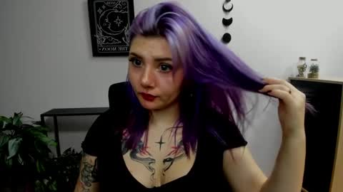 Gabbie online show from 01-02-25, 06:23