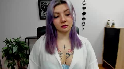 Gabbie online show from 01-23-25, 10:01