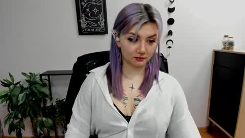 Gabbie online show from 02-01-25, 11:43