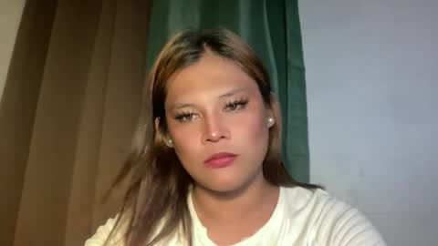 Snapshot of perfect_nightmare chatting on 05-12-26, 12:13 kitty online show from 05-12-26, 12:13