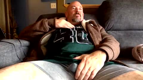 Snapshot of perfectcockdaddy chatting on 11-17-25, 04:35 perfectcockdaddy online show from 11-17-25, 04:35