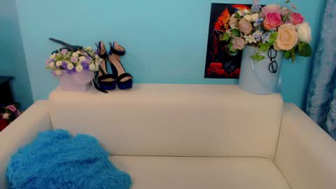 Julia online show from 12-11-24, 03:35