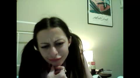 cherry online show from 10-08-25, 02:20