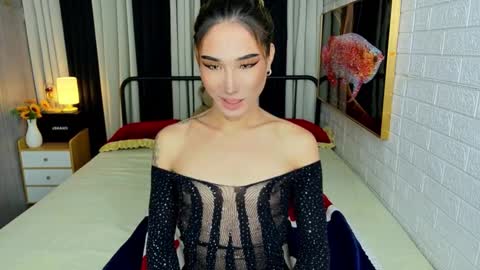 Snapshot of perfectstranger_ chatting on 10-20-25, 01:17 Chloe online show from 10-20-25, 01:17