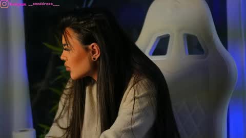 Dee online show from 12-07-24, 10:01