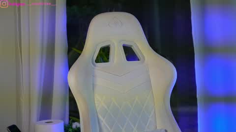 Dee online show from 01-22-25, 10:29