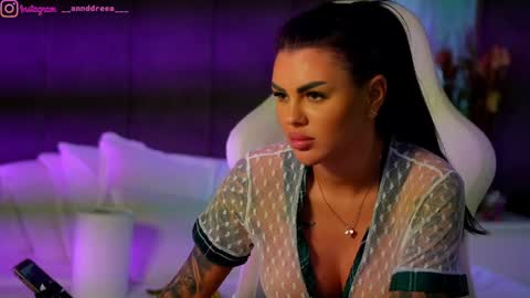 Dee online show from 09-24-25, 02:53