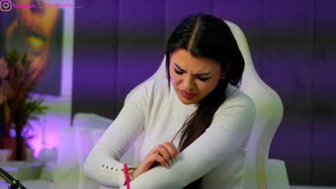 Dee online show from 11-28-25, 12:08