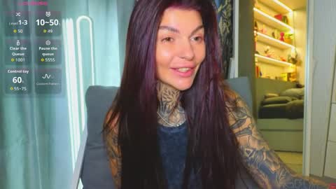Snapshot of perfecttbaby77n chatting on 04-15-26, 08:10 Anna online show from 04-15-26, 08:10