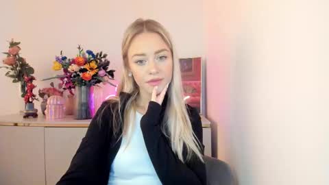 Cindy online show from 10-03-25, 05:37