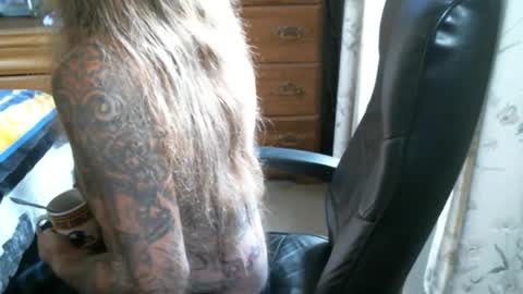 Snapshot of perkymalenipples chatting on 10-23-25, 02:05 perkymalenipples online show from 10-23-25, 02:05