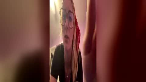 perkyyerky14 online show from 06-20-26, 06:49