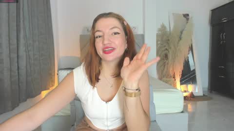 Snapshot of perla999 chatting on 02-06-25, 02:11 perla999 online show from 02-06-25, 02:11