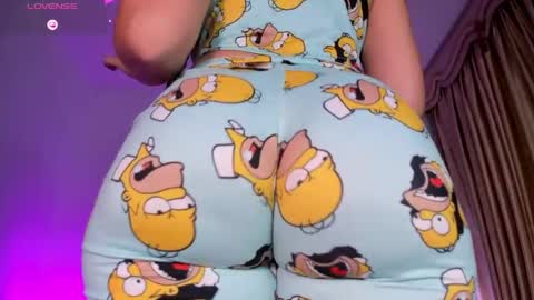 Snapshot of perla_hott1 chatting on 04-11-26, 02:27 Perla online show from 04-11-26, 02:27