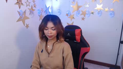 Snapshot of perla_st chatting on 10-10-25, 09:25 Perla online show from 10-10-25, 09:25