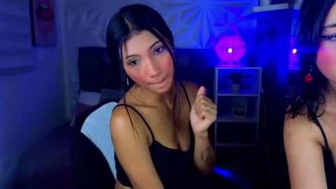  PERLA online show from 06-18-26, 11:58