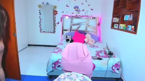 PERLA online show from 10-16-25, 08:15