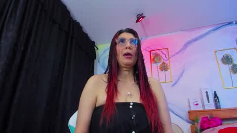 Snapshot of perlafranco chatting on 02-15-26, 10:03 Perla Franco online show from 02-15-26, 10:03