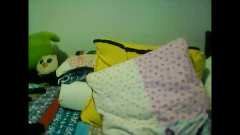 perlita070822 online show from 12-24-24, 04:55