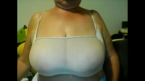 perlita070822 online show from 02-07-25, 04:59
