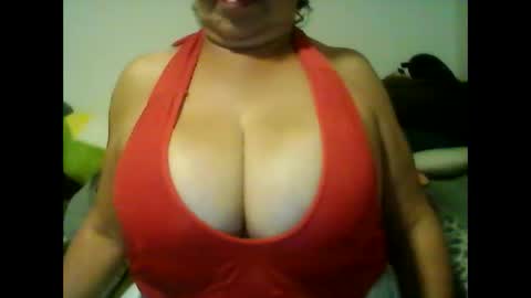 perlita070822 online show from 02-09-25, 04:14