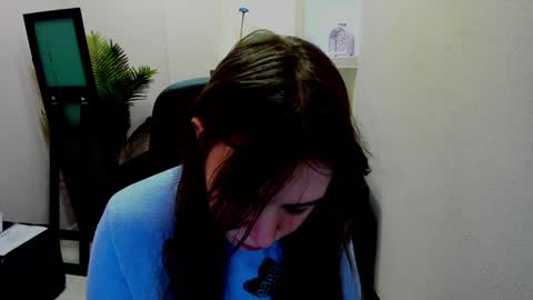 horror flying on the wings of the night.... online show from 12-08-24, 05:29