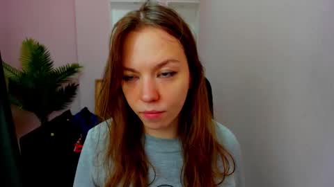 horror flying on the wings of the night.... online show from 10-26-25, 03:51