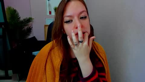 horror flying on the wings of the night.... online show from 11-24-25, 04:51