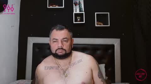 Carlos online show from 03-07-25, 05:08