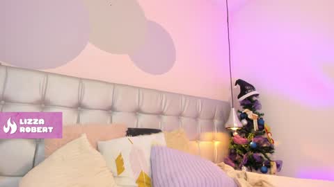 Lizza online show from 12-27-24, 02:43
