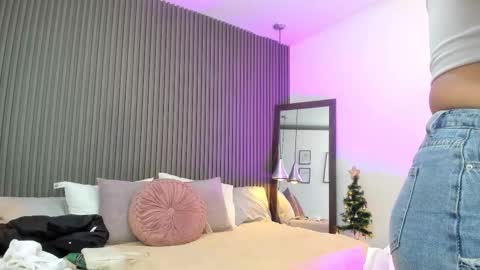 Lizza online show from 12-21-25, 11:28