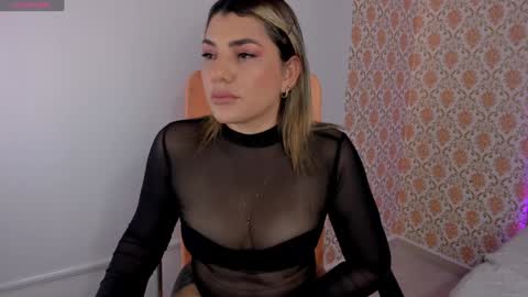 Isabella   online show from 01-28-25, 09:08