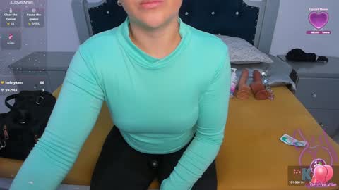 Kimberly online show from 12-23-24, 10:42