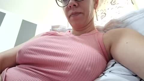 Lisa -  online show from 01-06-25, 11:40