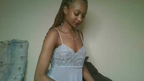 Snapshot of petal_palette chatting on 07-14-26, 07:41 Lolly online show from 07-14-26, 07:41